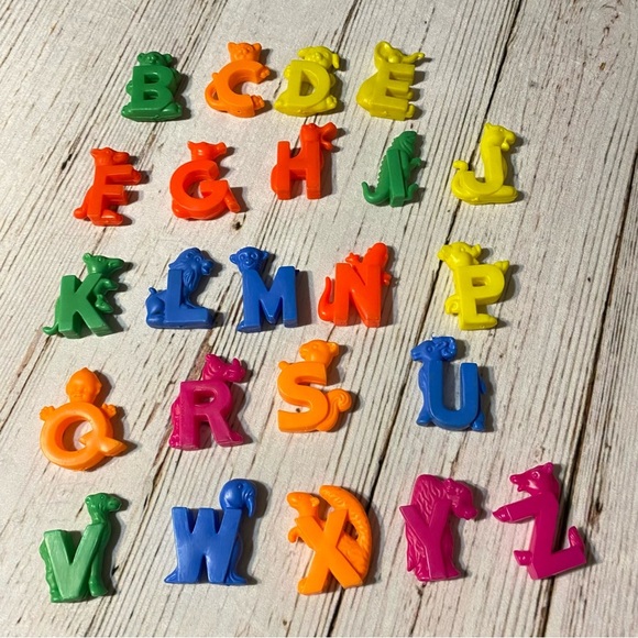 VTG Plastic Blowmold Zoo Animal Alphabet 23 Letters 3" Incomplete Set Hong Kong - Picture 6 of 9
